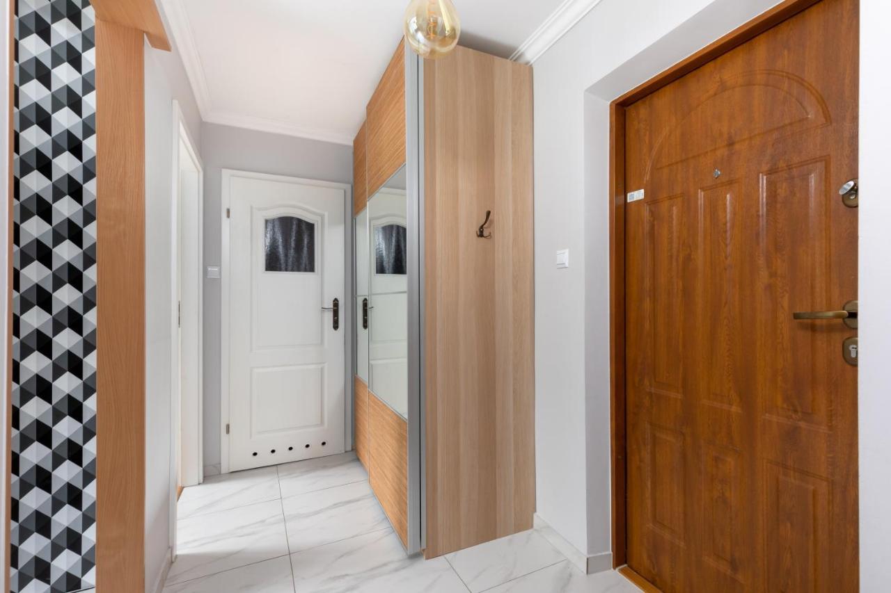 Rent Like Home - Hoza 38 Warschau Exterior foto